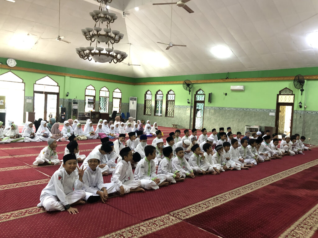 MI Ar Ridlo Gelar Peringatan Isra Mi'raj Nabi Muhammad