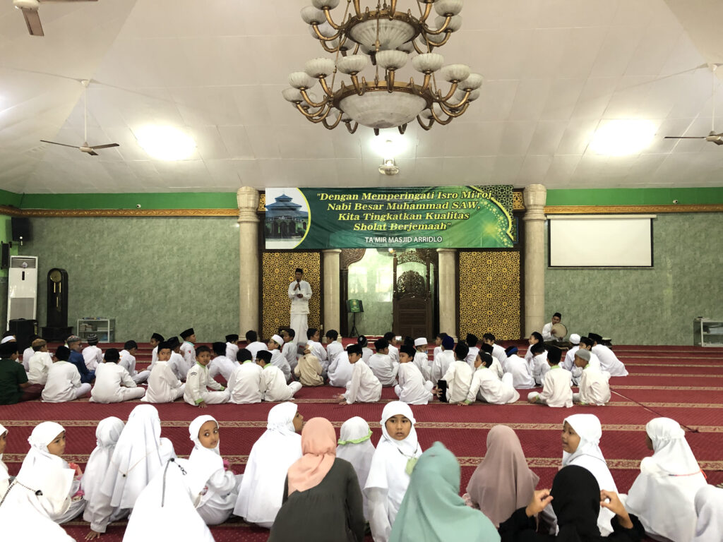 MI Ar Ridlo Gelar Peringatan Isra Mi'raj Nabi Muhammad