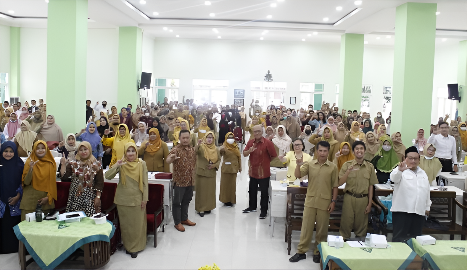 Mengikuti Kegiatan Bimtek SNP dan Akreditasi Perpustakaan Tahun 2023