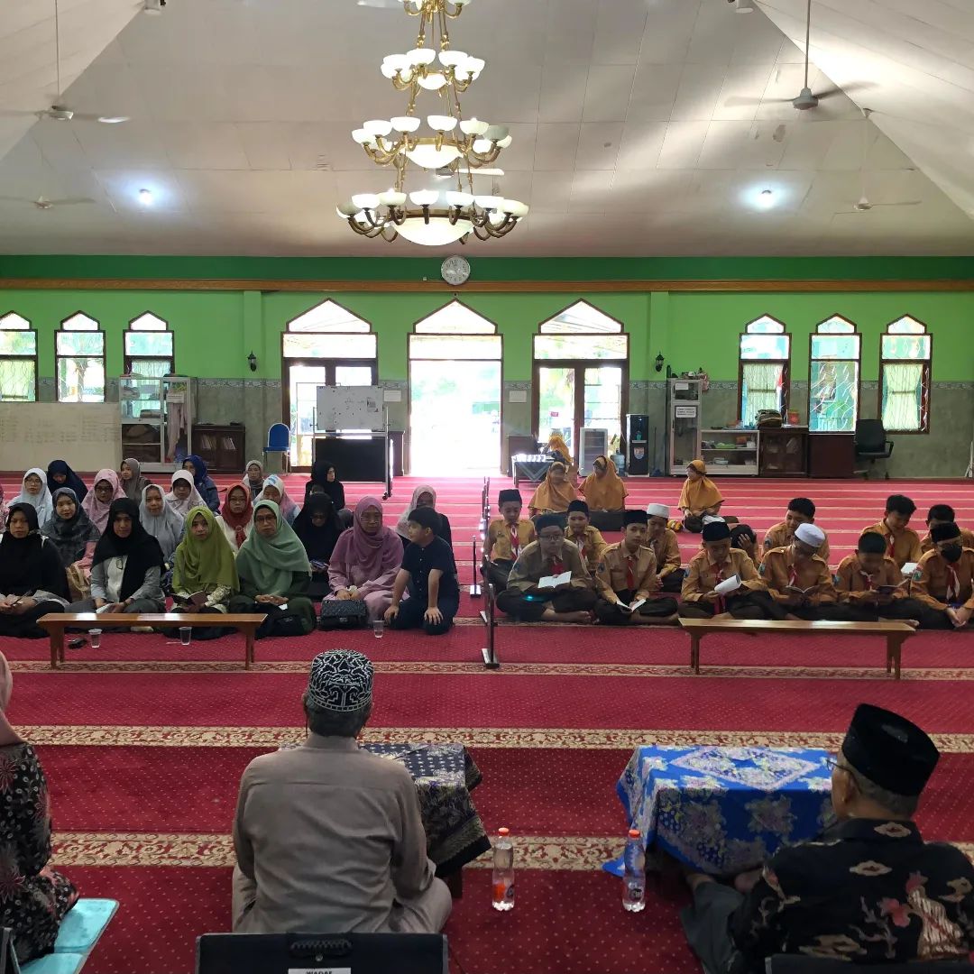 Istighosah Bersama Jelang Kelulusan Kelas 6 MI Ar Ridlo